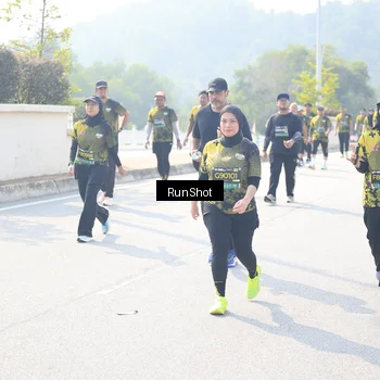 Runner Photo 6936597