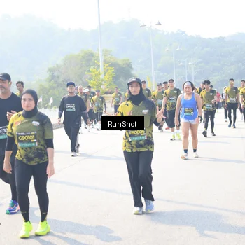 Runner Photo 6936602