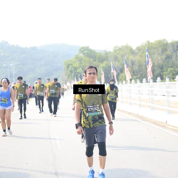 Runner Photo 6936605