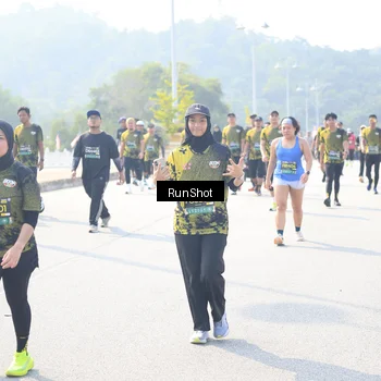 Runner Photo 6936607
