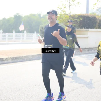 Runner Photo 6936616
