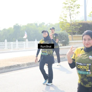 Runner Photo 6936621