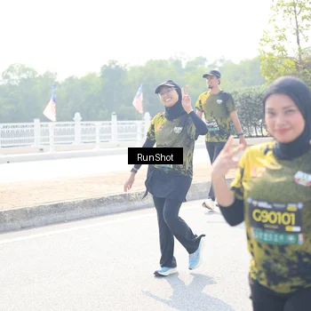 Runner Photo 6936628
