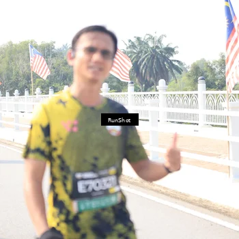 Runner Photo 6936637