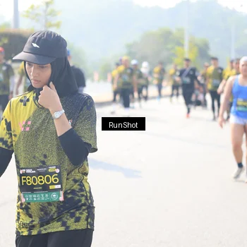 Runner Photo 6936638