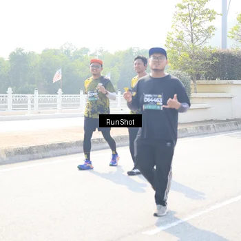 Runner Photo 6936665