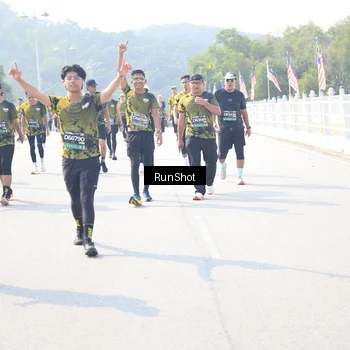 Runner Photo 6936675