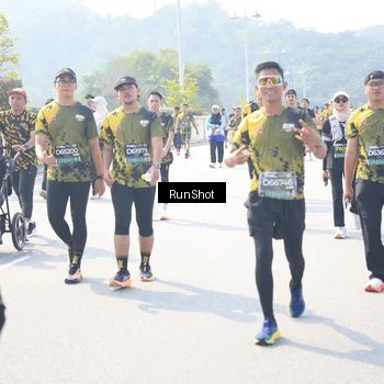 Runner Photo 6936701