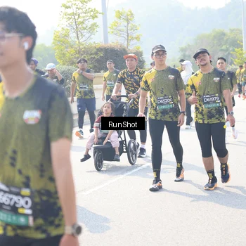 Runner Photo 6936705