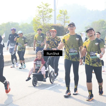 Runner Photo 6936710