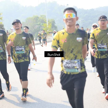 Runner Photo 6936711