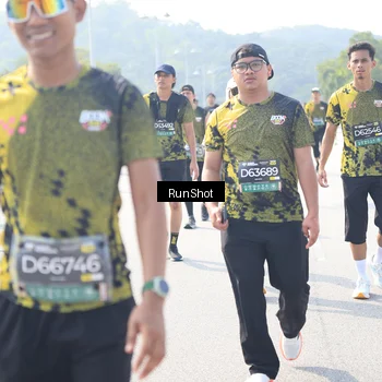 Runner Photo 6936718