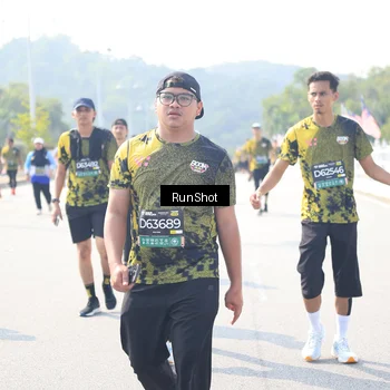 Runner Photo 6936723