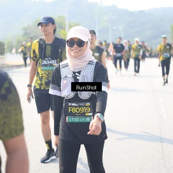 Runner Photo 6936731