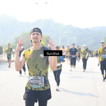 Runner Photo 6936748