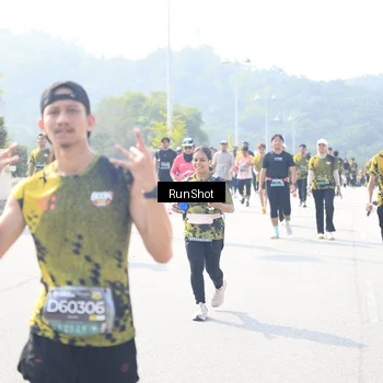Runner Photo 6936750