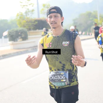 Runner Photo 6936754