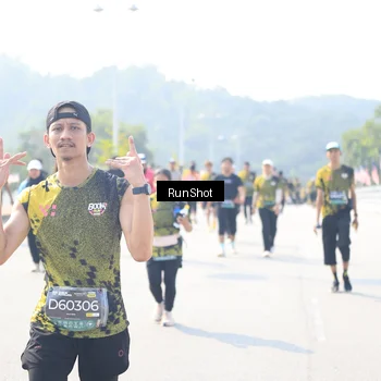 Runner Photo 6936755
