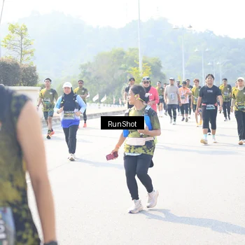 Runner Photo 6936757