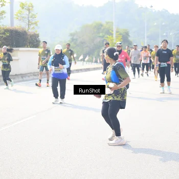Runner Photo 6936762