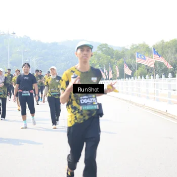 Runner Photo 6936771