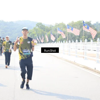 Runner Photo 6936784