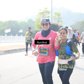 Runner Photo 6936799