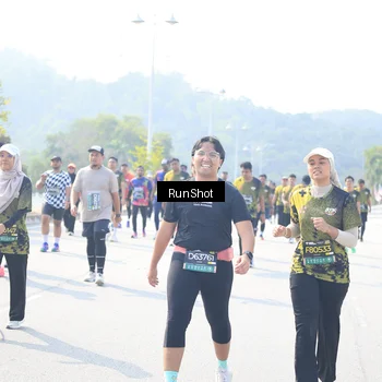 Runner Photo 6936806