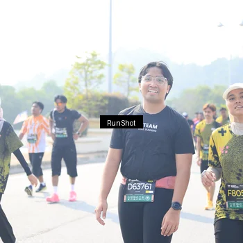 Runner Photo 6936811