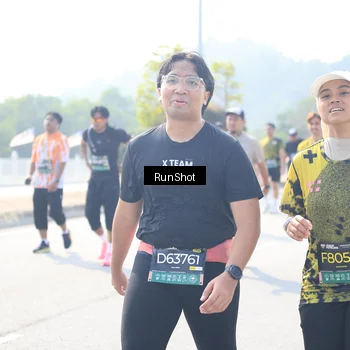 Runner Photo 6936820