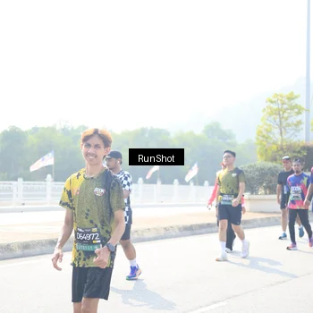 Runner Photo 6936846