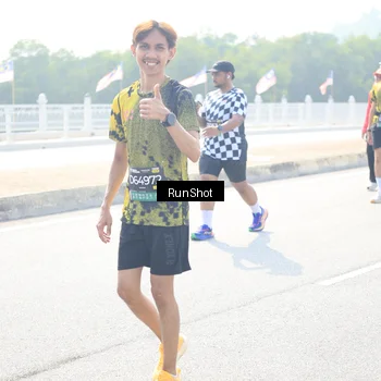 Runner Photo 6936853