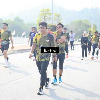 Runner Photo 6936860