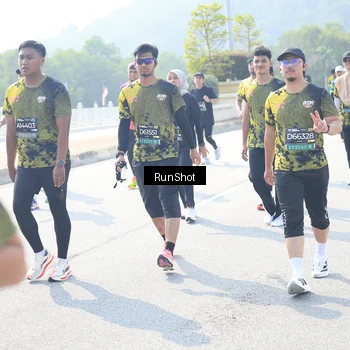 Runner Photo 6936868