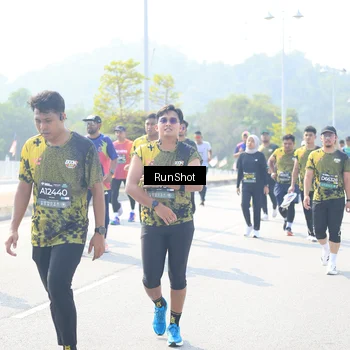 Runner Photo 6936872
