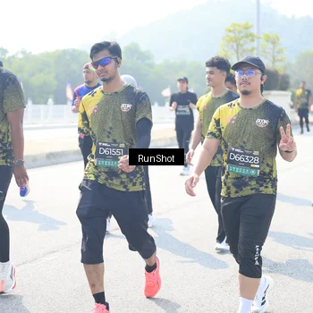 Runner Photo 6936874