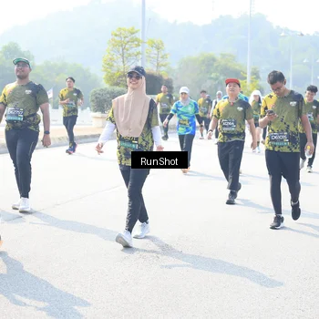 Runner Photo 6936889