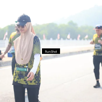 Runner Photo 6936901