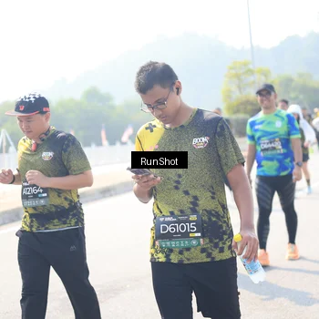 Runner Photo 6936913