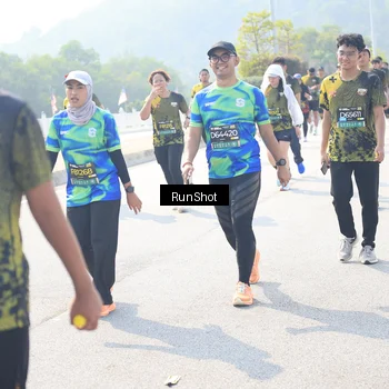 Runner Photo 6936922