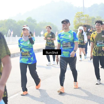 Runner Photo 6936924