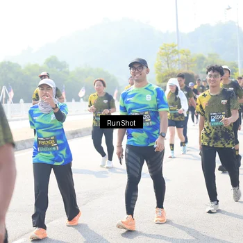 Runner Photo 6936925