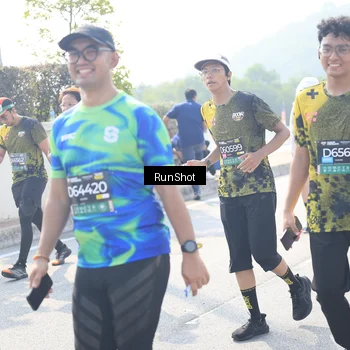 Runner Photo 6936947