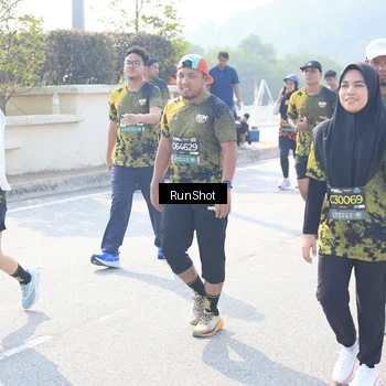 Runner Photo 6936966