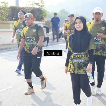 Runner Photo 6936968