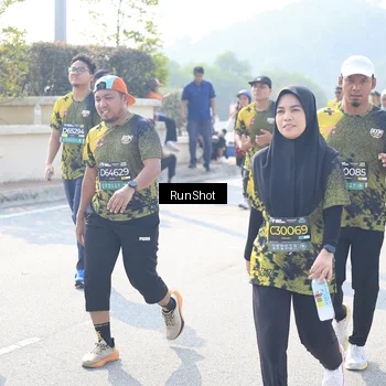 Runner Photo 6936972
