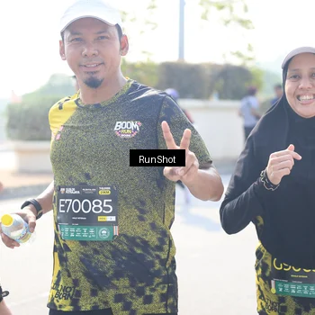 Runner Photo 6936980