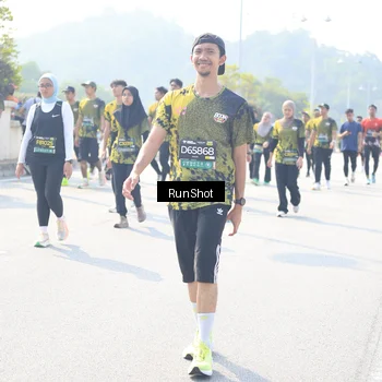 Runner Photo 6936989