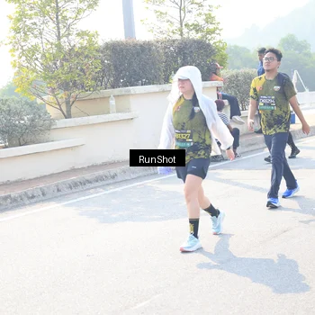 Runner Photo 6936990