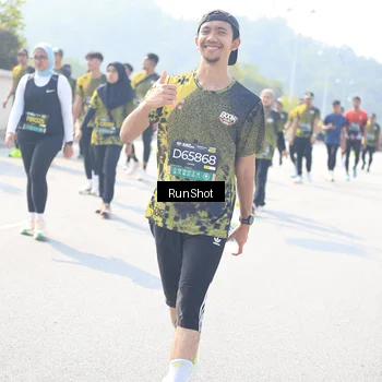 Runner Photo 6936995